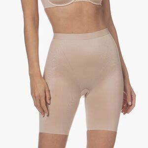 Spanx Thinstincts 2.0 Mid-Thigh Short